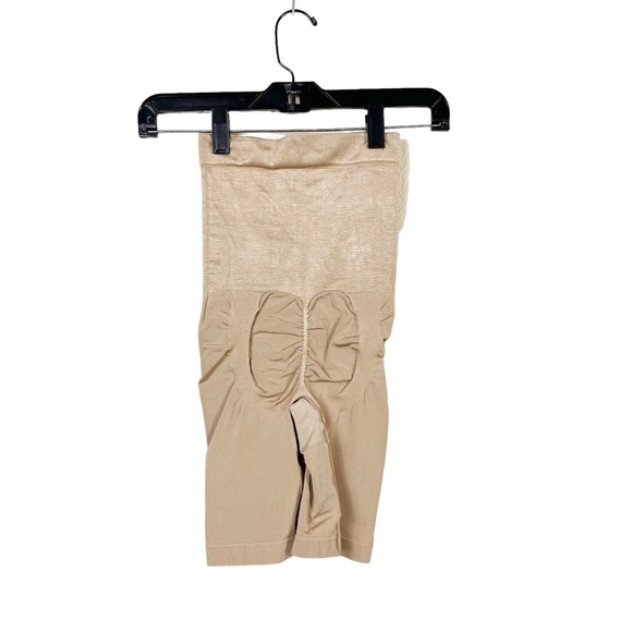 Maidenform Sweet Nothings Girdle Shaper Shorts
Size S - Picture 4 of 5